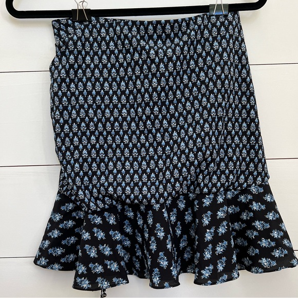 Veronica Beard ruched skirt - Picture 3 of 7